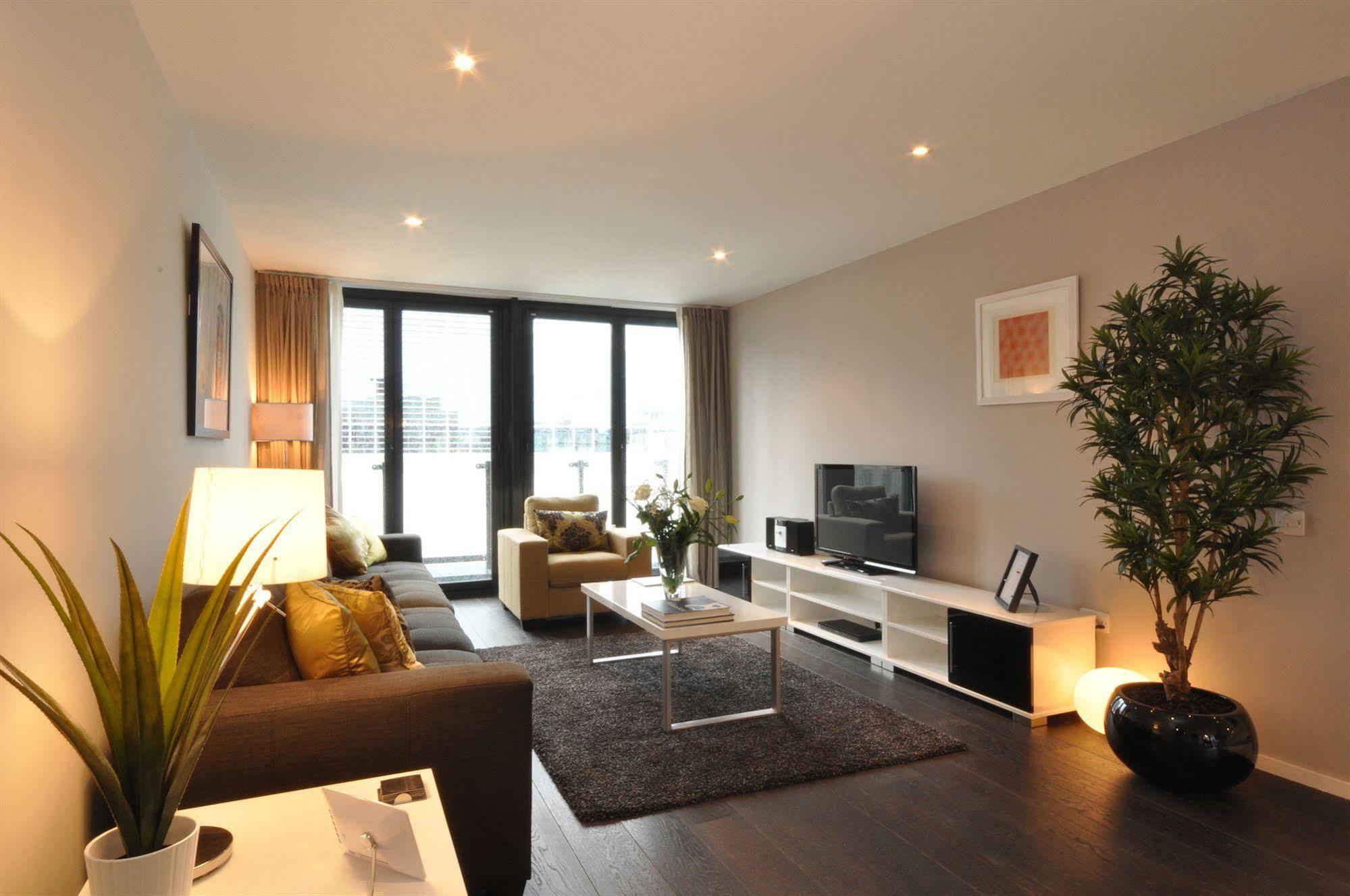 Your Base Dublin - Grand Canal Square Esterno foto